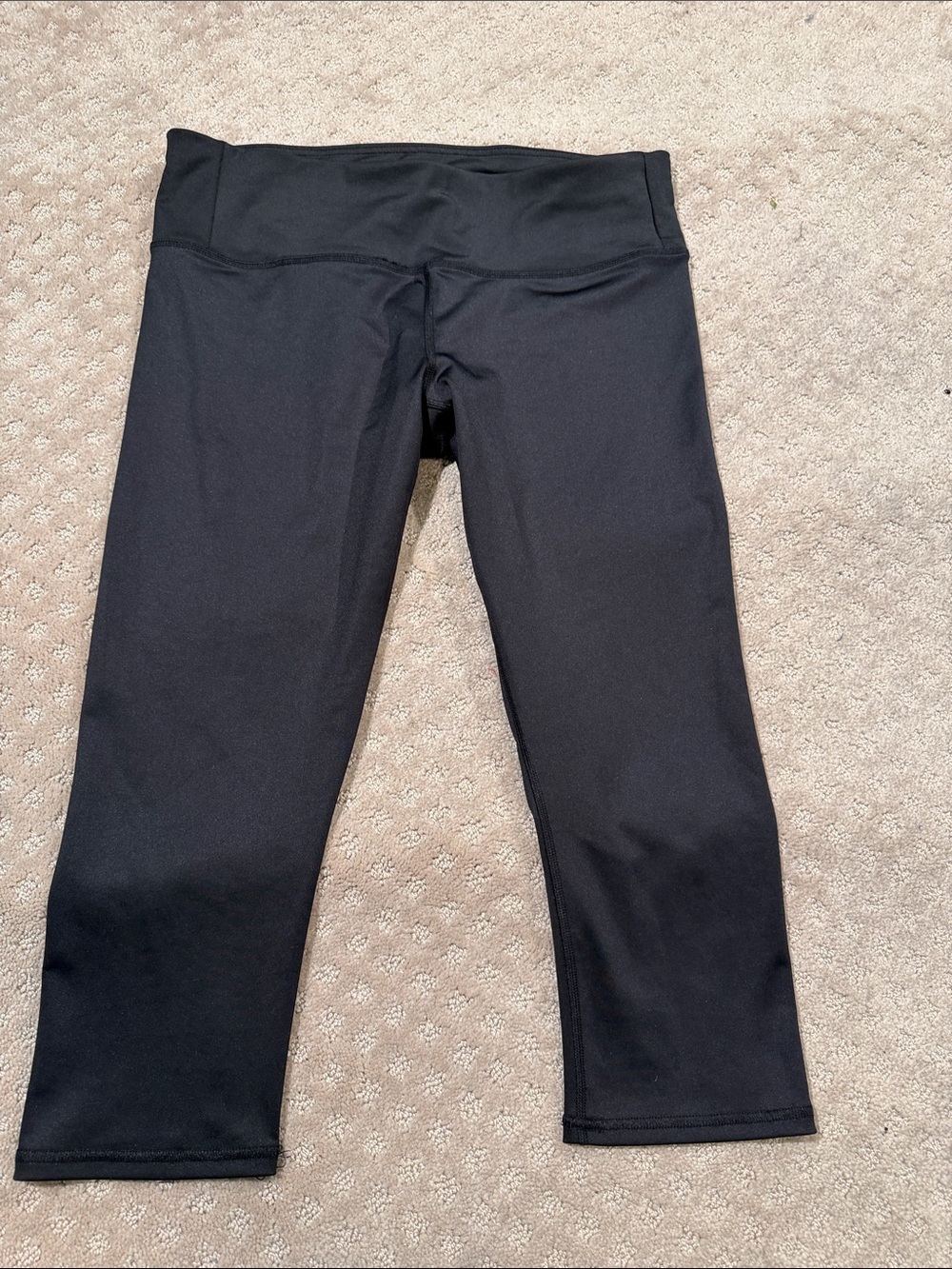 Women's Black Capri Workout Leggings